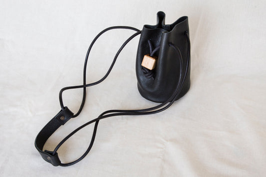 MINI BUCKET Black