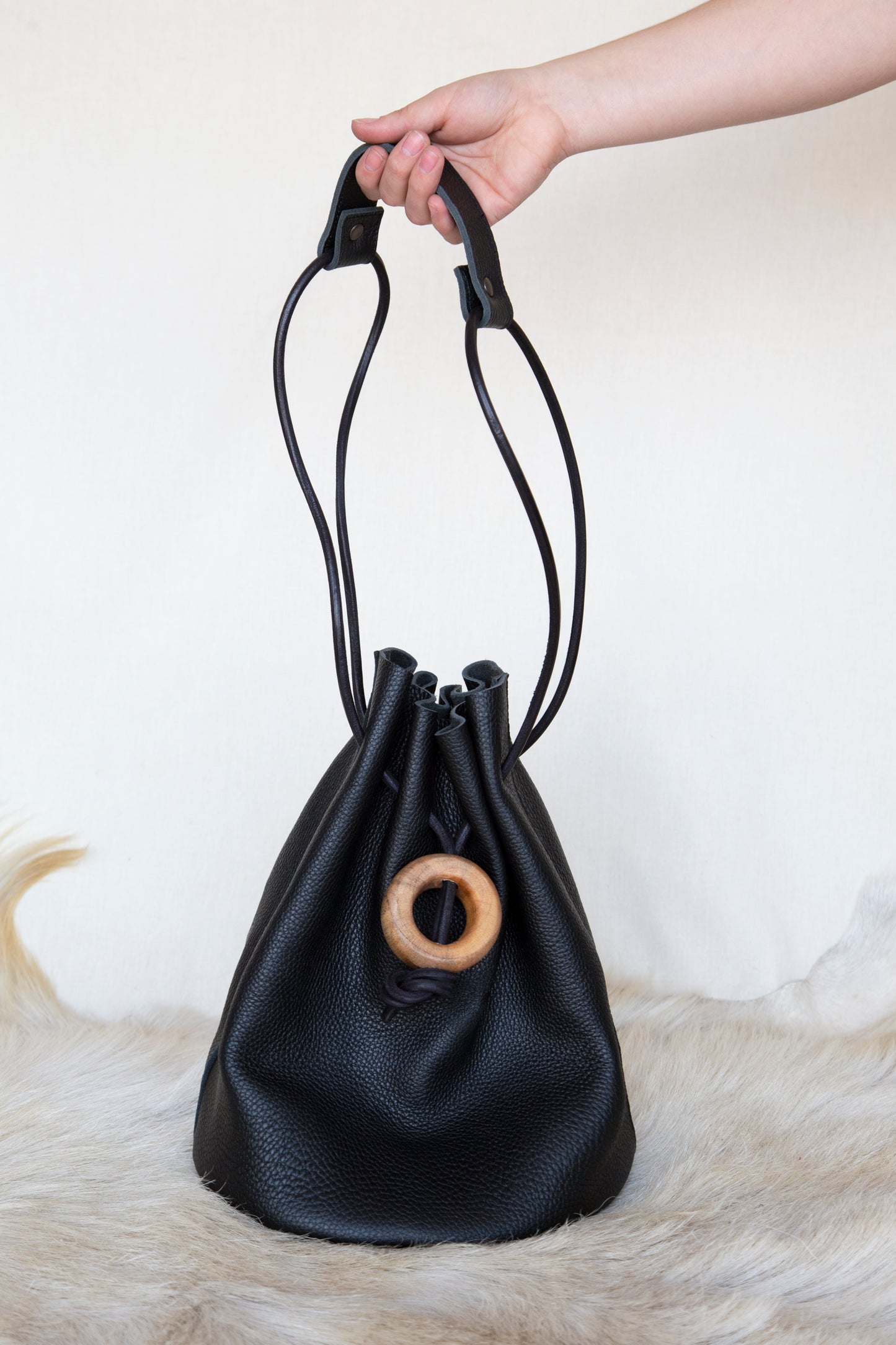 Bucket Bag - BLACK
